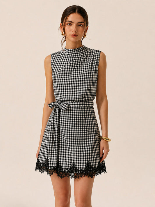 Damen Minikleid mit Karomuster und Taillengürtel in Frontalansicht
