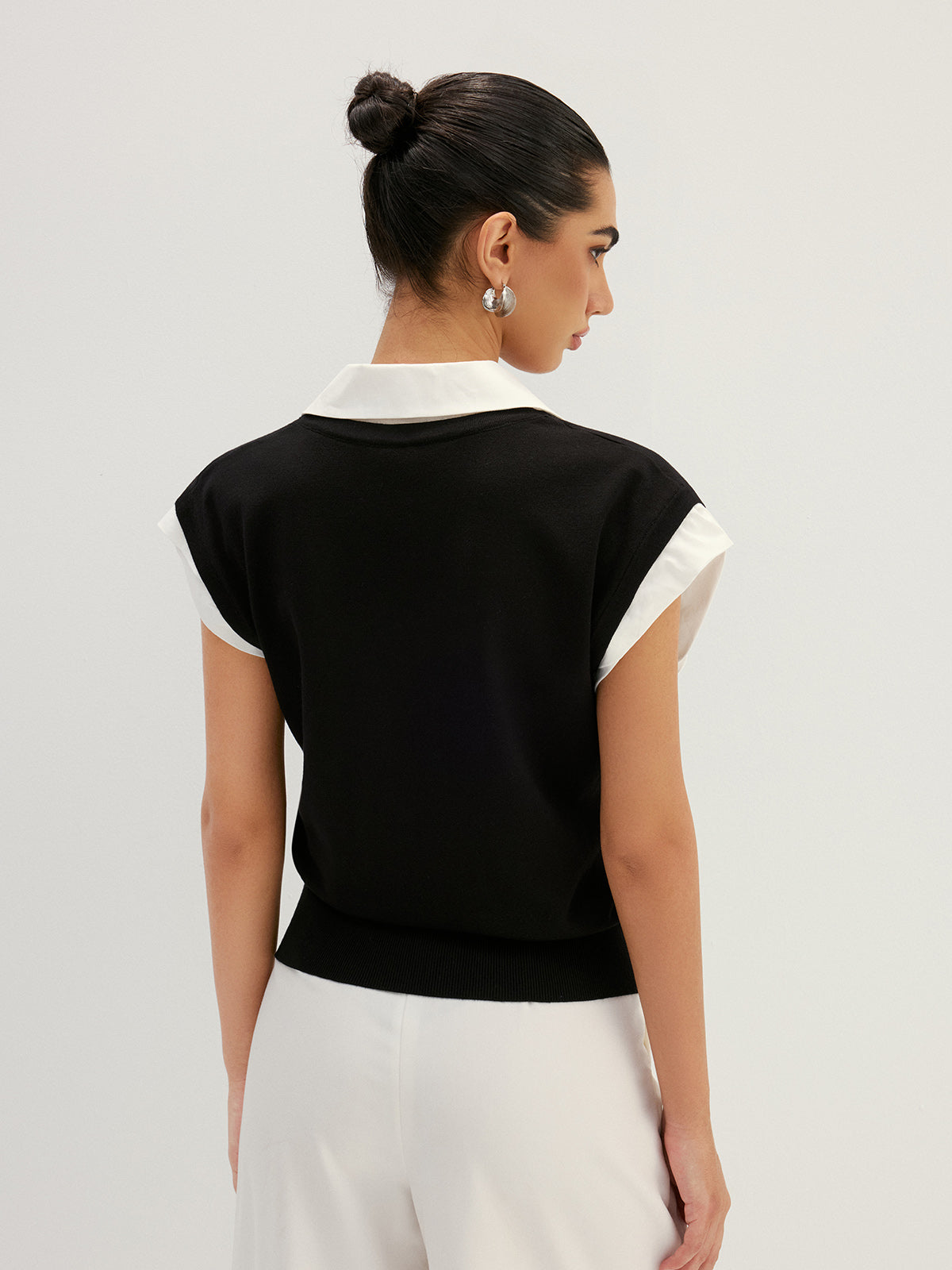 Damen Strickbluse in Layered Optik als Outfit getragen