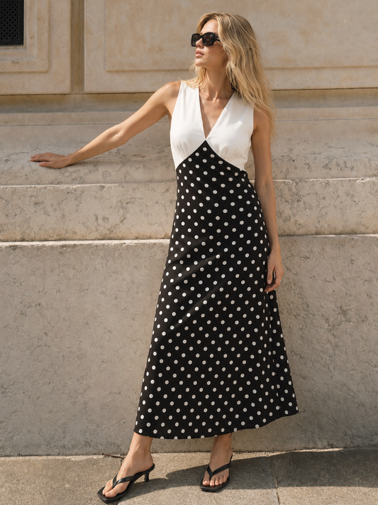 Damen-Maxikleid mit Tupfenprint und V-Ausschnitt in voller Länge