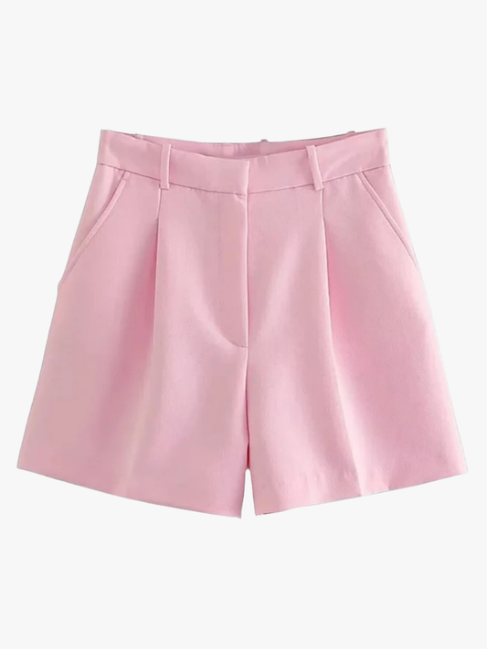 Damen High Waist Shorts mit Falten in eleganter, taillierter Passform vorne fotografiert