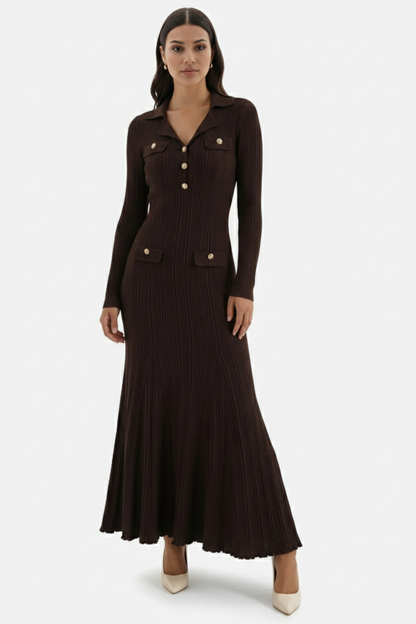 Damen-Maxikleid aus Strick mit langen Ärmeln von vorne