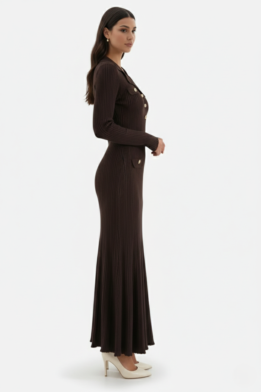 Damen-Maxikleid aus Strick mit langen Ärmeln in der Rückansicht