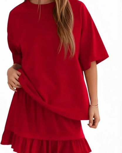 Rückansicht des Damen Zweiteilers mit Crewneck Top und Minirock