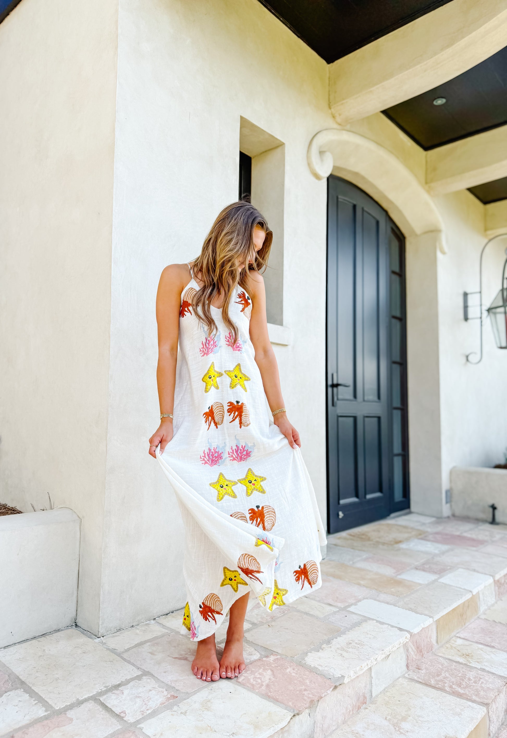 Sommerliches Damen Maxikleid mit maritimer Stickerei als elegantes Strand- und Urlaubskleid