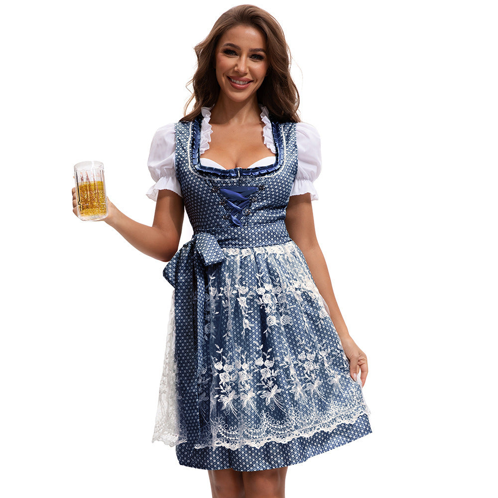 Traditionelles Trachtenkleid für Damen aus mehreren Ansichten