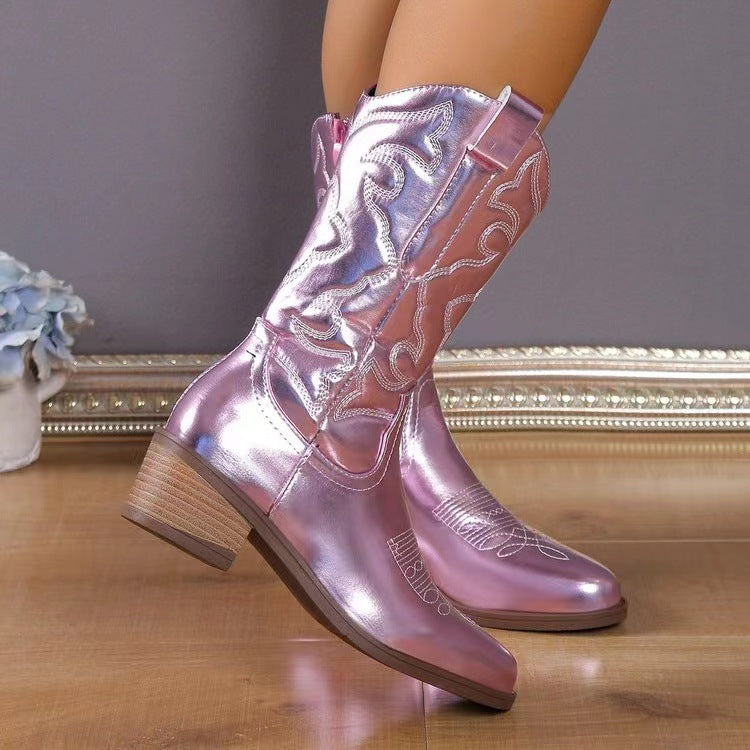 Detailansicht des seitlichen Reißverschlusses am Damenstiefel