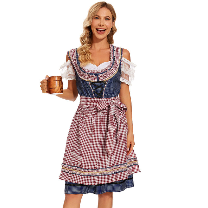 Traditionelles Dirndlkleid für Damen mit dekorativer Schnürung