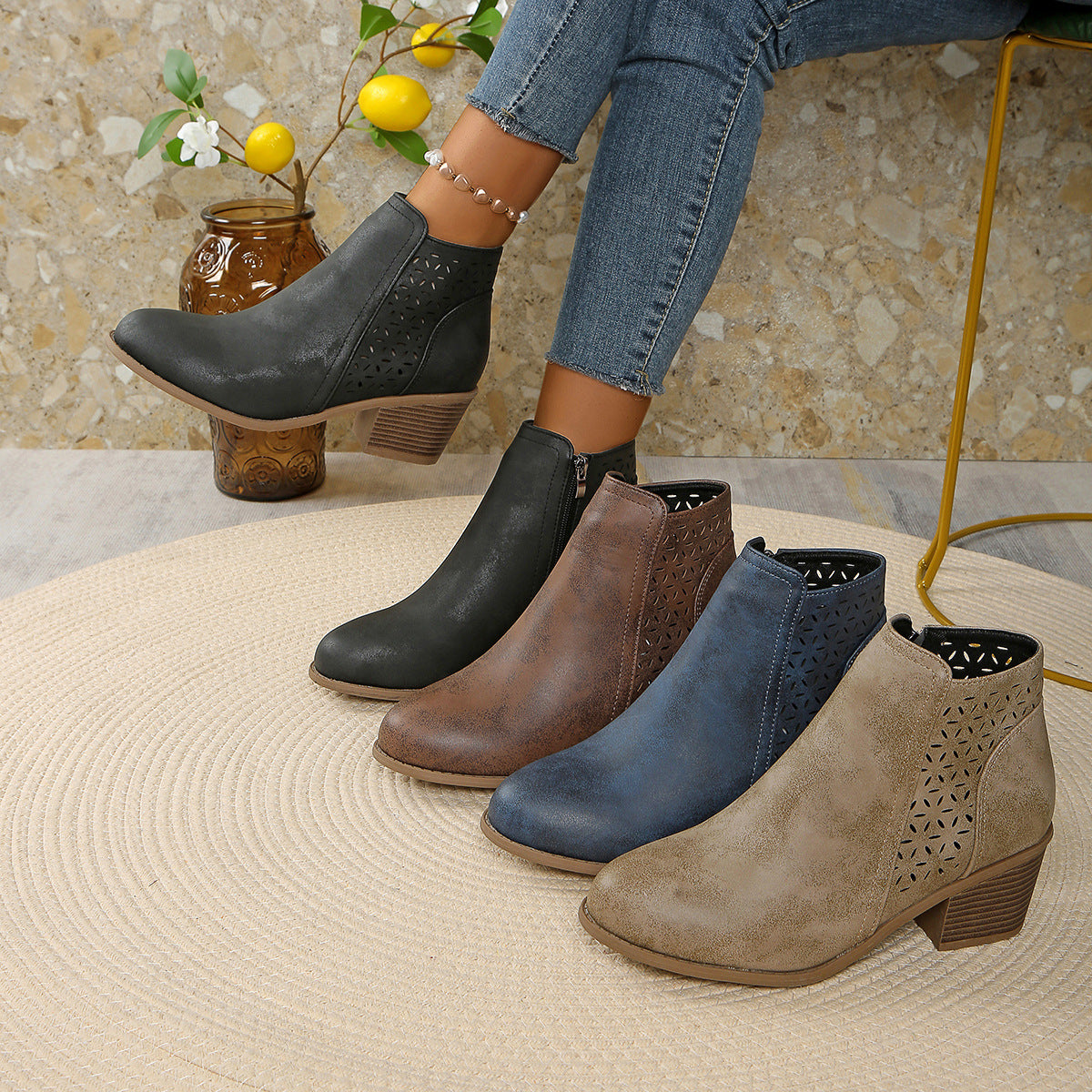 Damen-Stiefelette mit dekorativer Laser-Cut-Perforation