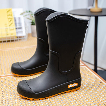 Damen-Gummistiefel mit profiliertem Sohlenbereich und bequemem Schaft