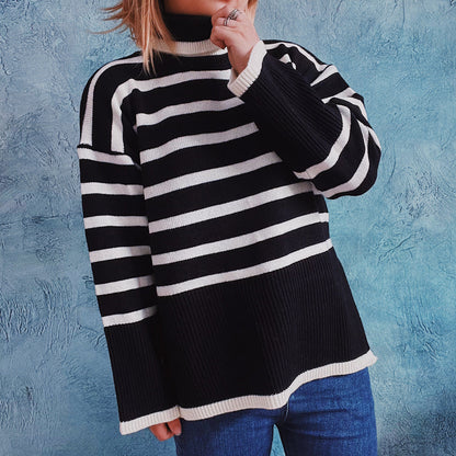 Gestreifter Strickpullover für Herbst und Winter in der Vorderansicht