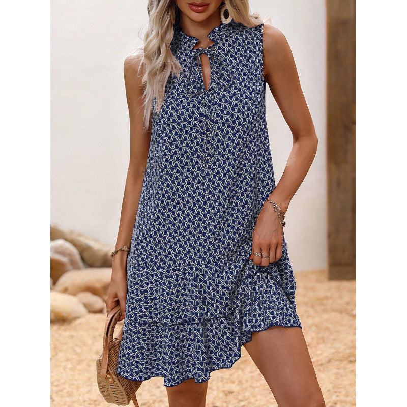 Damen Midikleid mit geometrischem Muster und Schleife in Rückansicht