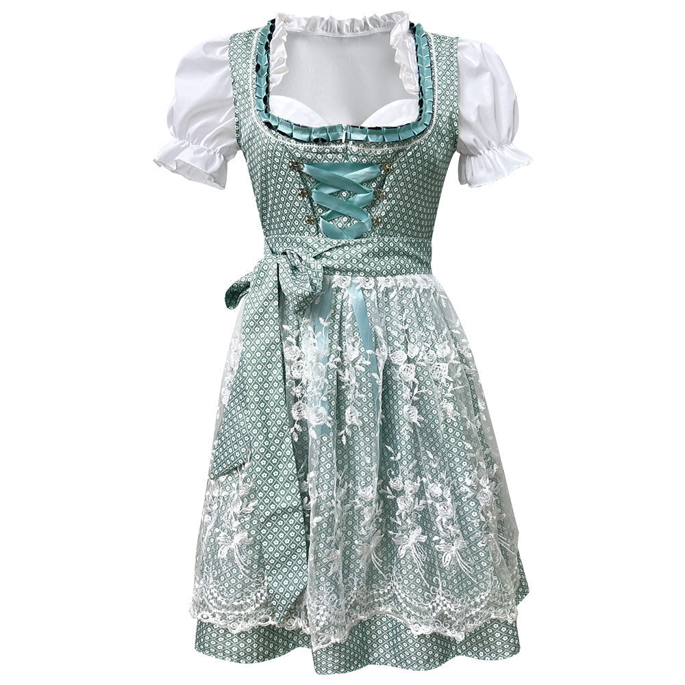 Dirndl mit Spitzenschürze und taillierter Passform