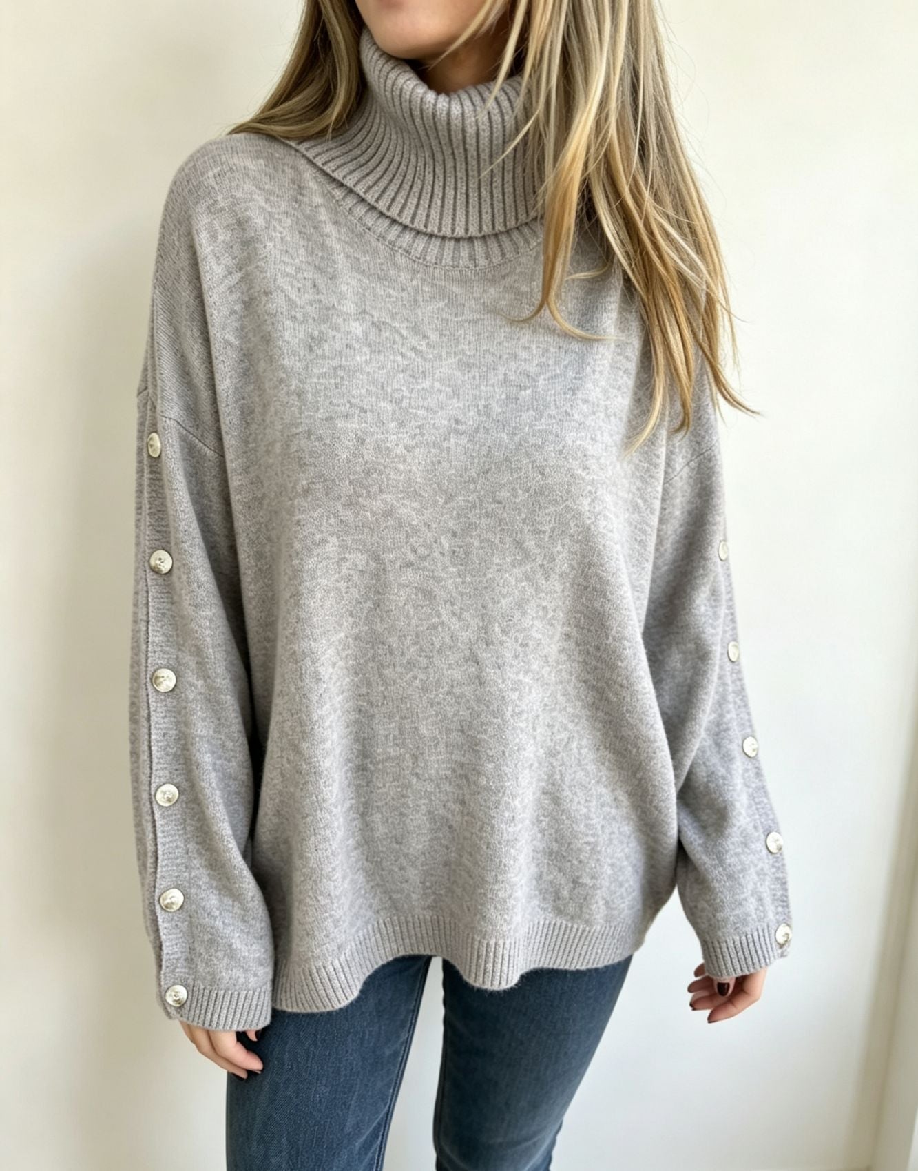 Damenpullover mit Rollkragen als vielseitiger Alltagslook