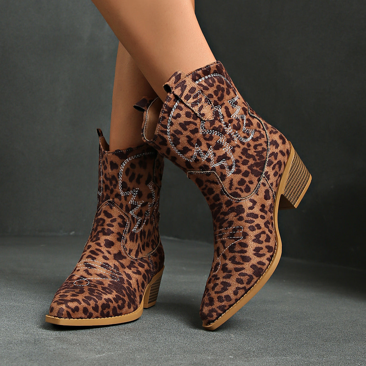 Damen Kurzschaft Westernboots Mit Stickerei Und Blockabsatz
