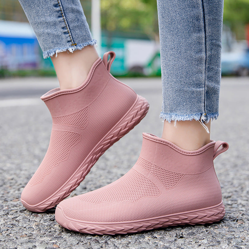 Wasserfeste Gummistiefel für Damen in seitlicher Ansicht