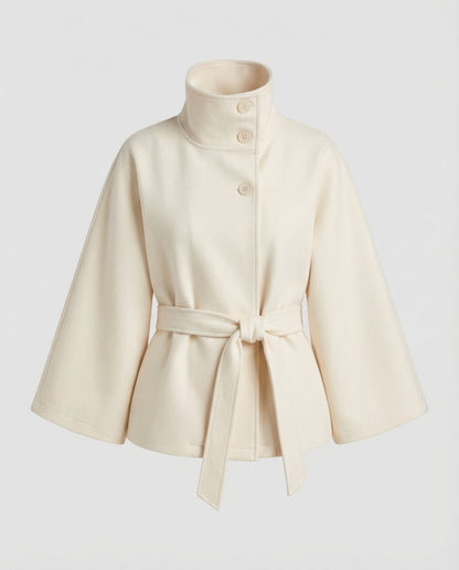Damen-Wickeljacke als vielseitiges Outfit für Büro und Alltag