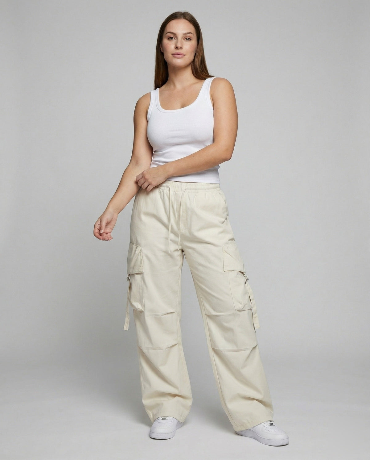 Damen Baggy-Cargohose mit tiefem Schritt in der Produktansicht