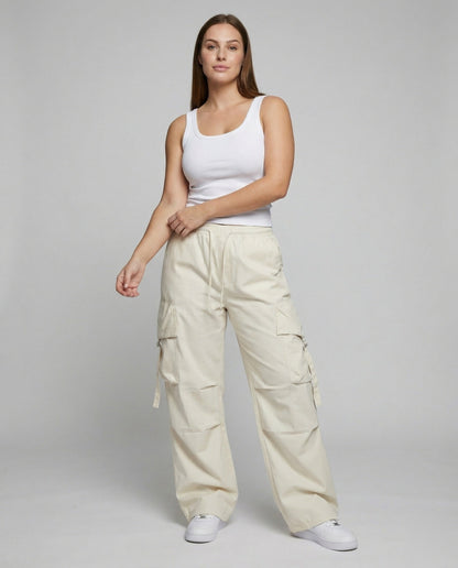 Damen Baggy-Cargohose mit tiefem Schritt in der Produktansicht