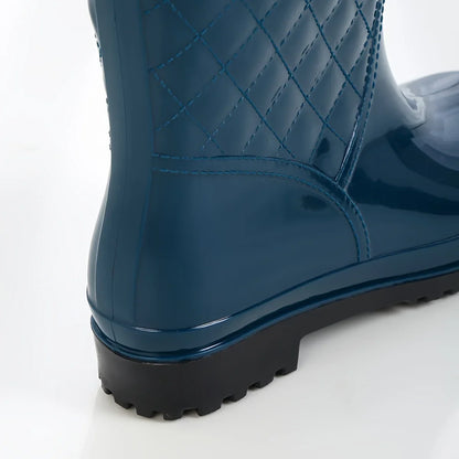 Detailansicht des elastischen Verschlusses am Damen-Regenstiefel