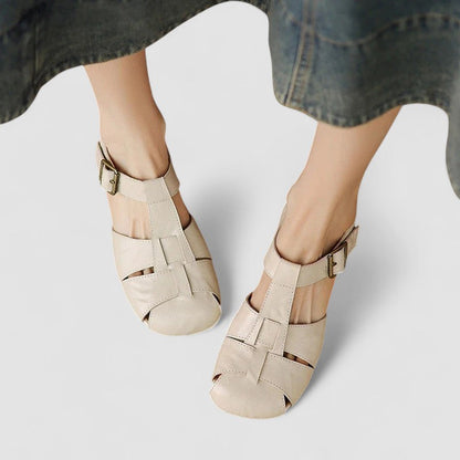 Paar Mary Jane Schuhe für Damen mit bequemem Blockabsatz