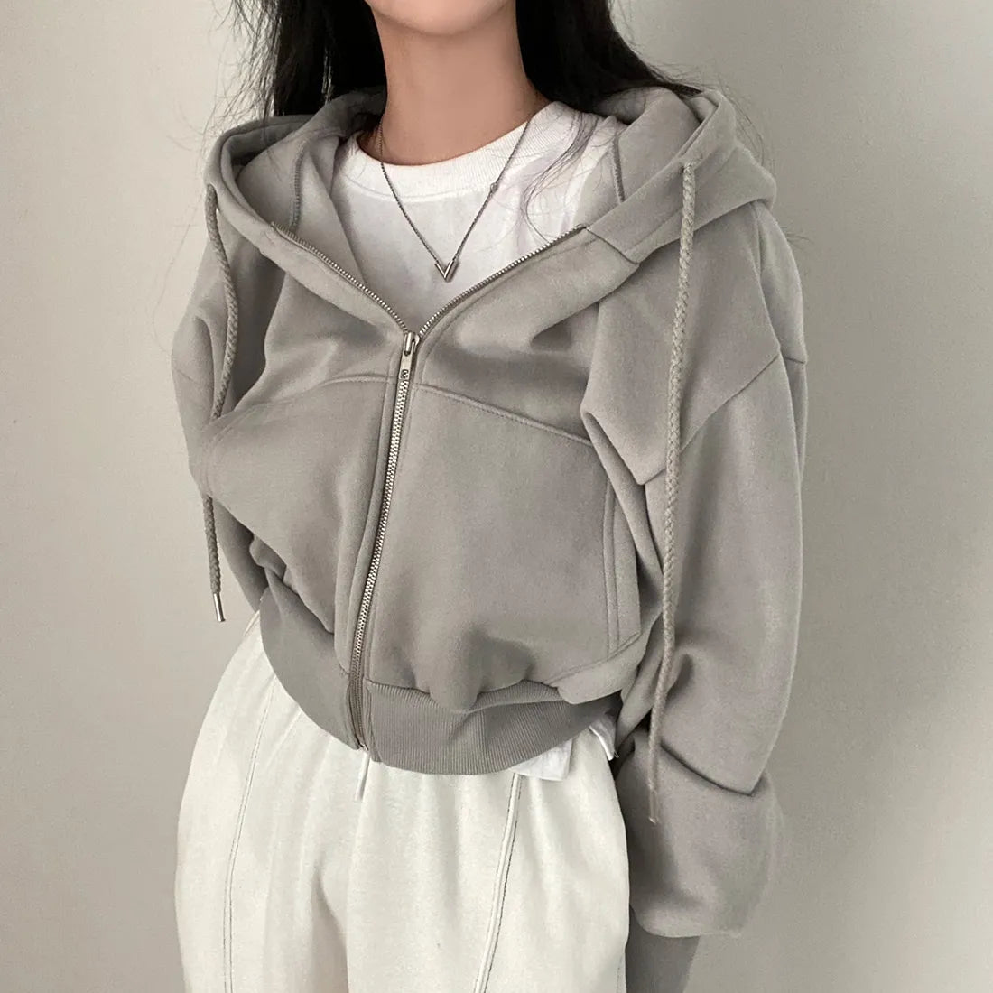 Damen-Sweatjacke vielseitig kombinierbar mit legeren Outfits