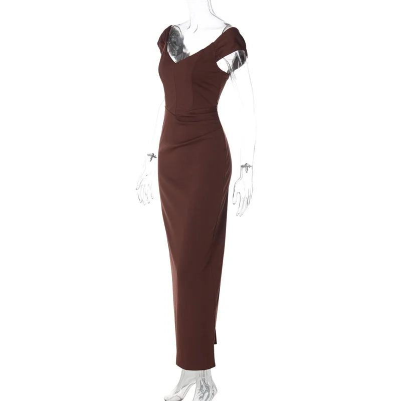 Damenkleid in voller Länge mit festlicher Ausstrahlung