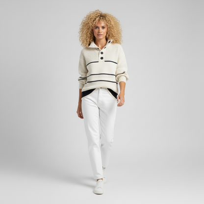 Damenpullover mit gestreiftem Muster und weicher Strickoptik