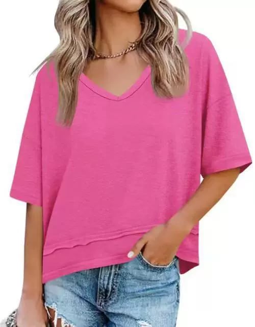 Damen T-Shirt mit V-Ausschnitt in leichter Sommerqualität aus mehreren Perspektiven