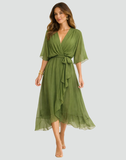 Damenkleid mit femininem Schnitt und fließender Silhouette