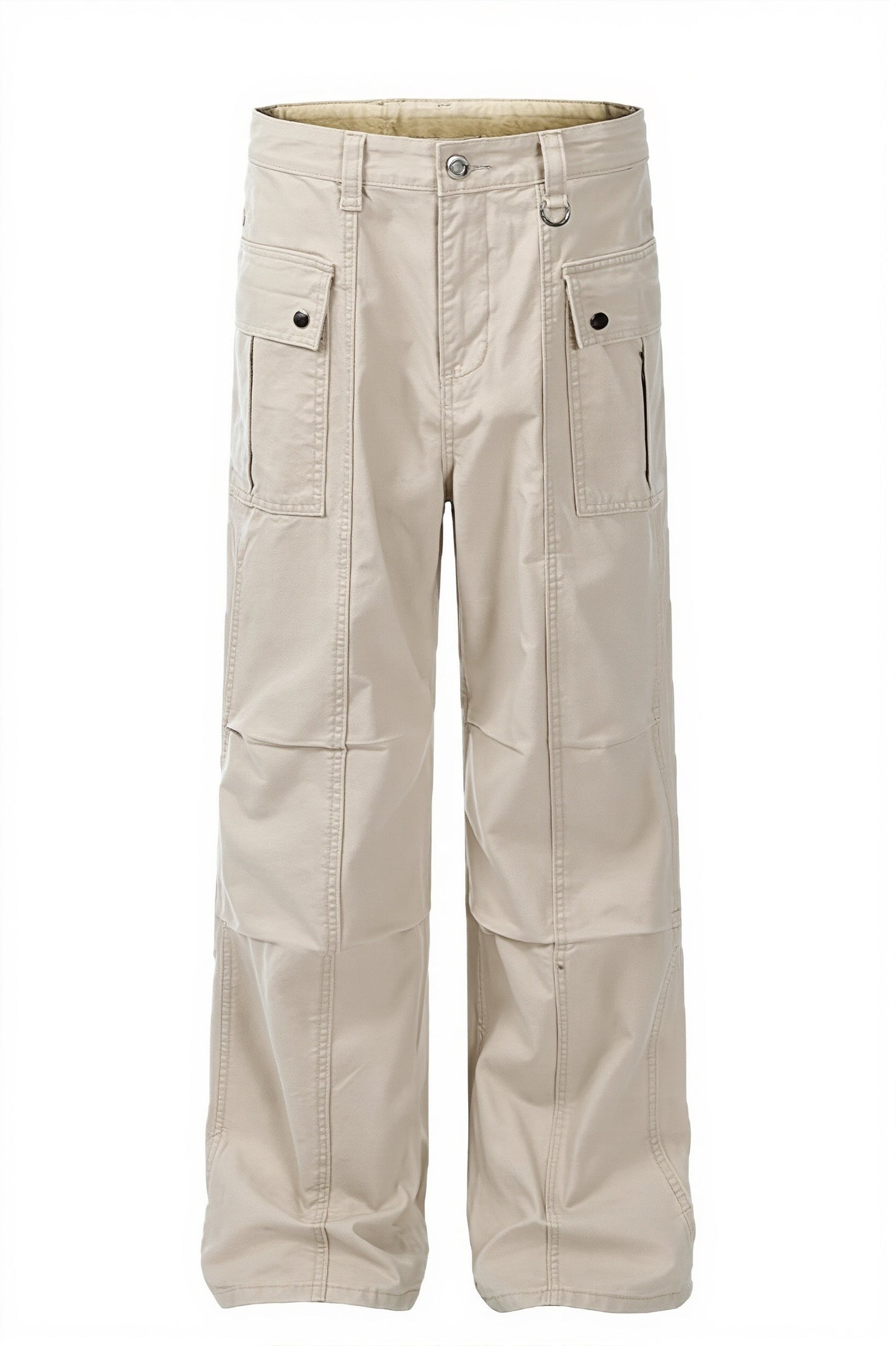 Detailansicht der Taschen an der Damen Cargohose mit Waschung