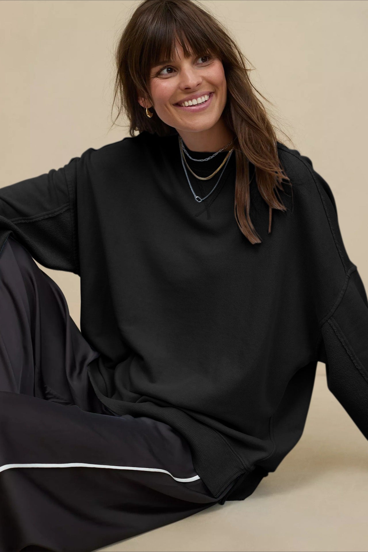 Damen Oversize Sweatshirt mit Rundhals in lockerer Passform, Vorderansicht