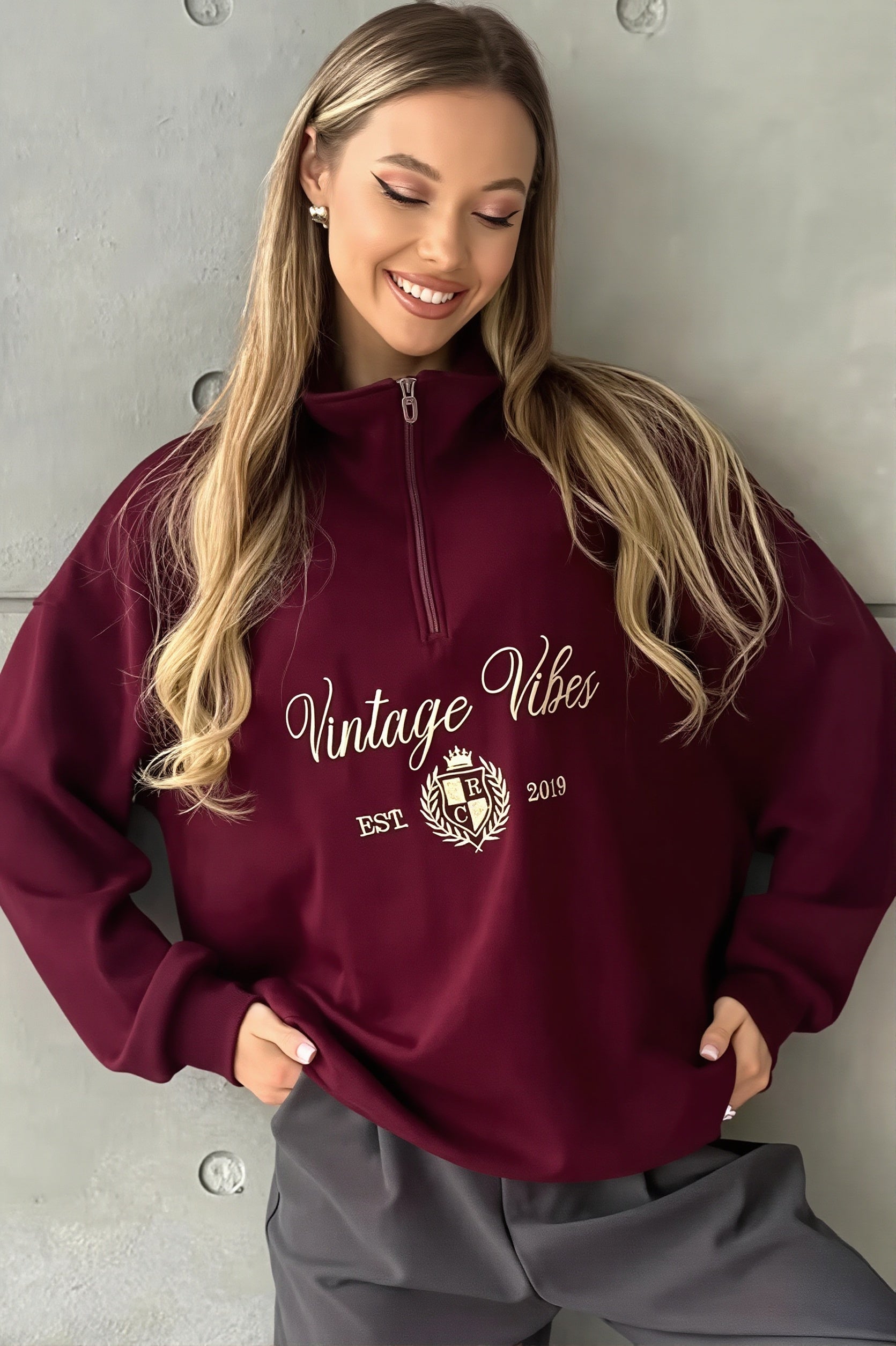 Detailansicht des Quarter Zip am Damen Sweatshirt im Vintage Look