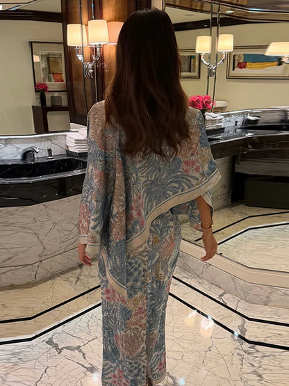 Maxikleid für Damen mit figurbetontem Schnitt, Blumenmuster, Cape-Overlay und Stola