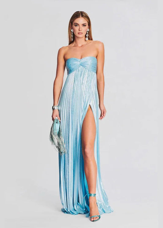 Trägerloses himmelblaues Kleid für Hochzeitsgäste