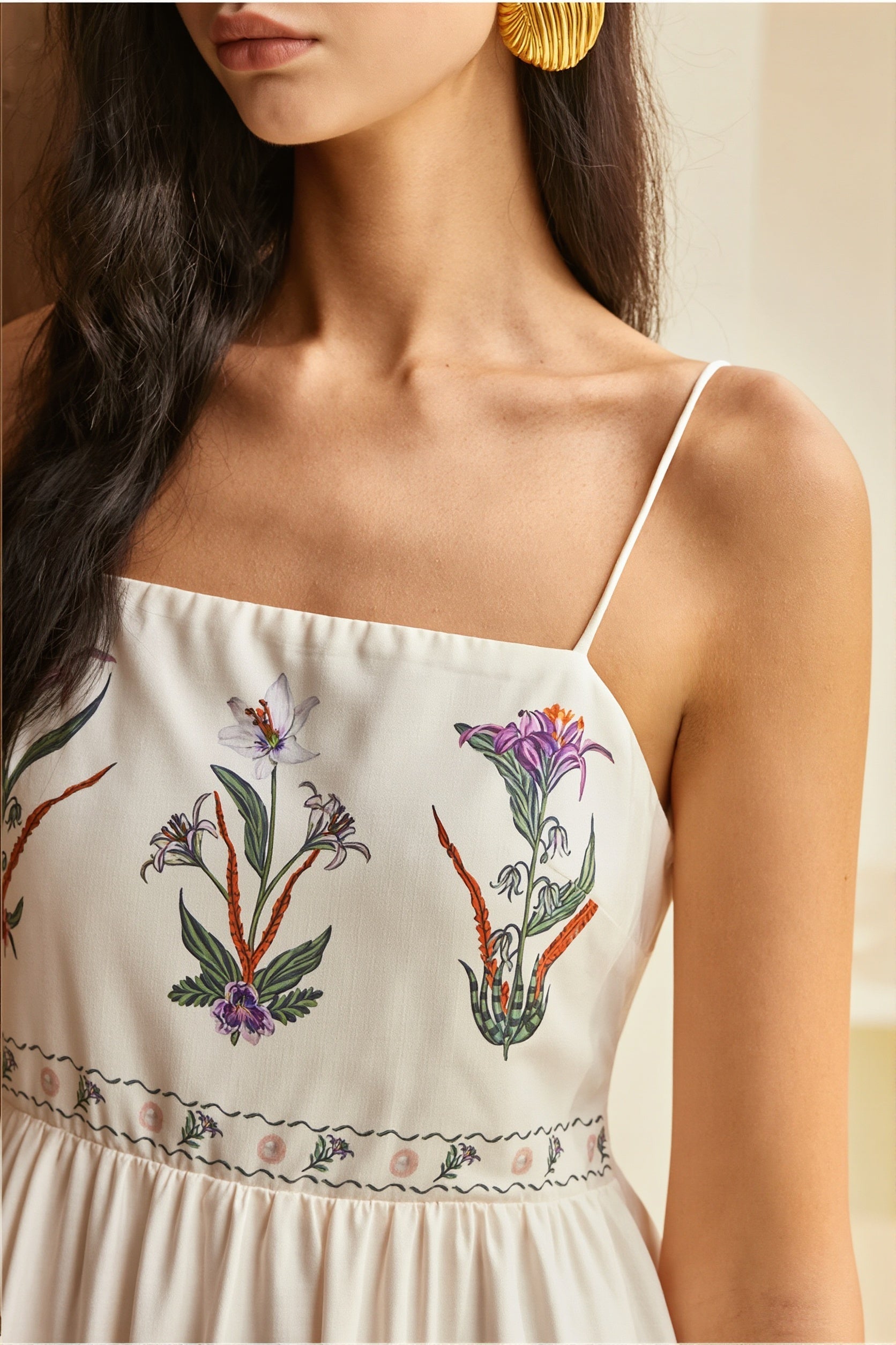 Rückansicht des Damen Bandeau-Maxikleids mit floralem Print