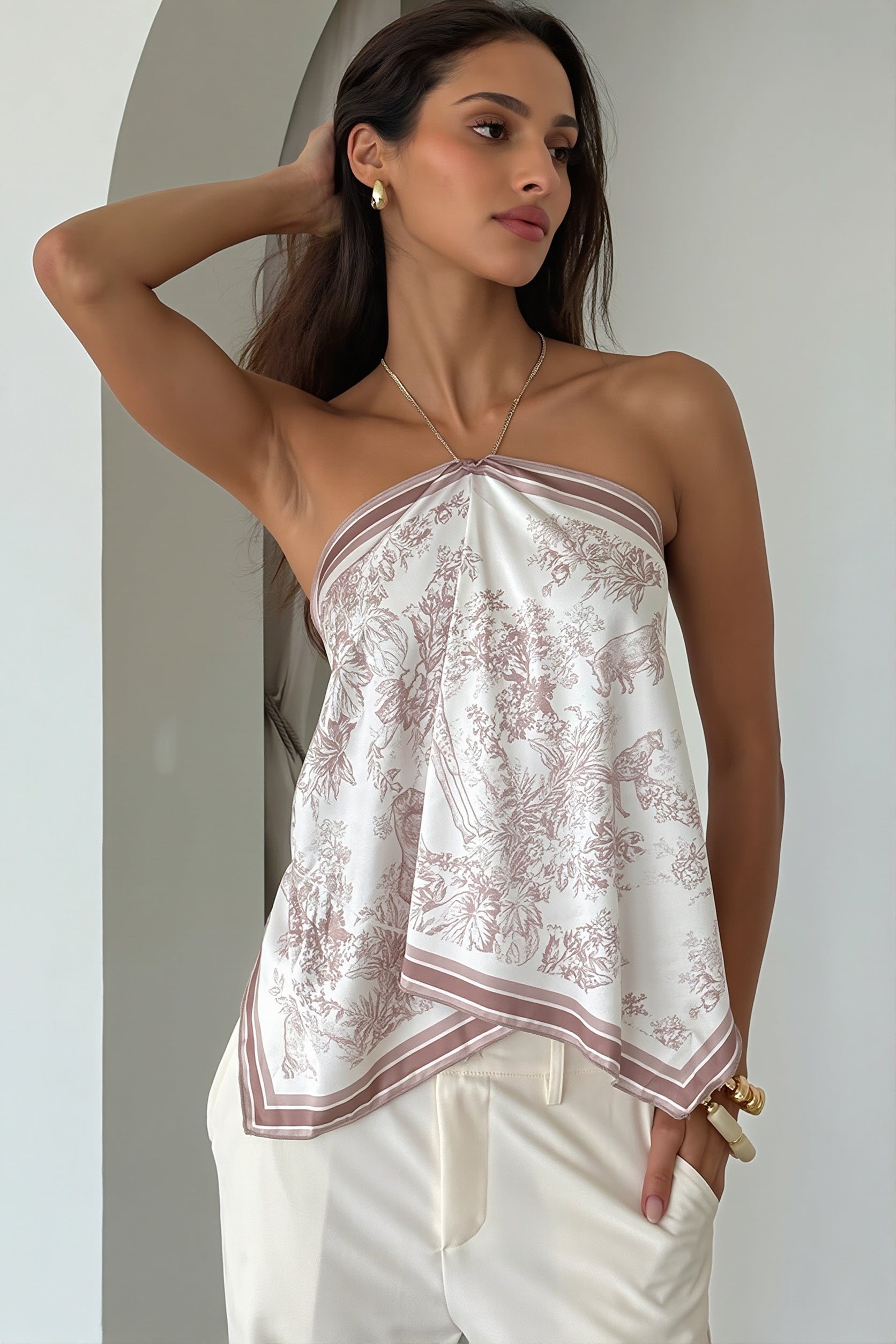 Damen Neckholdertop mit Print und Rückenschnürung in Vorderansicht
