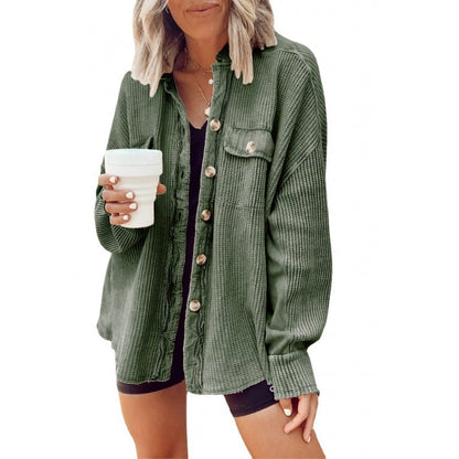 Gesamtansicht der Damen-Hemdjacke mit lockerem Schnitt