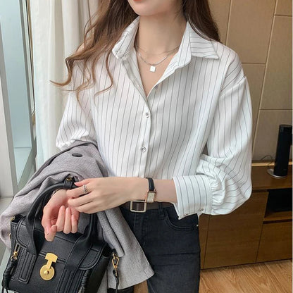 Damen Locker Geschnittenes Gestreiftes Langarmshirt Blau Weiß