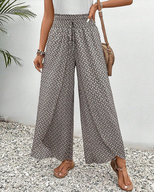 Damen weite Hose mit geometrischem Muster in Frontalansicht