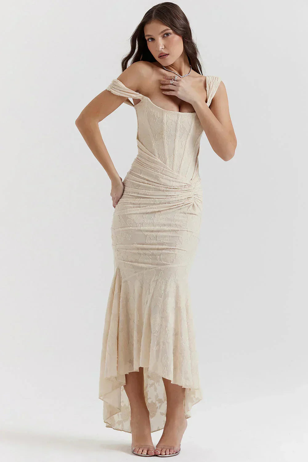 Elegantes Damen Maxikleid mit fließendem Fall und sommerlichem Look