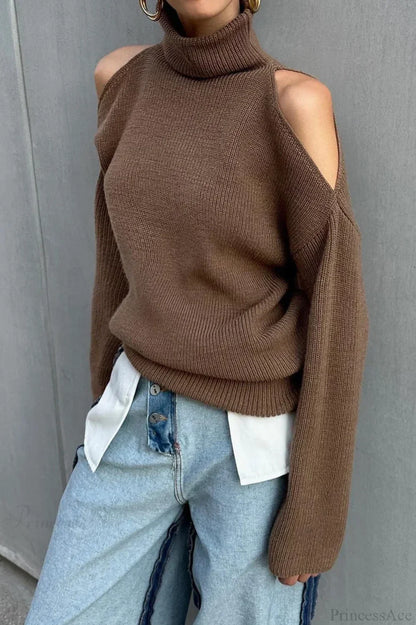 Locker fallender Damen-Strickpullover mit Cold-Shoulder-Design und weichem Strick