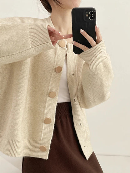 Damen Strickcardigan mit Rundhalsausschnitt und Ein-Knopf-Verschluss