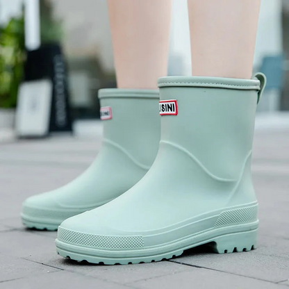 Wasserdichte Damen-Gummistiefel für regnerische Tage