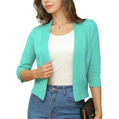 Damen-Kurzcardigan als vielseitige Ergänzung für verschiedene Outfits