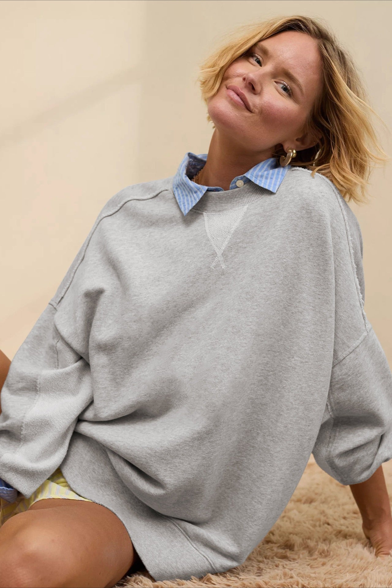 Damen Oversize Sweatshirt mit Rundhals, Rückansicht