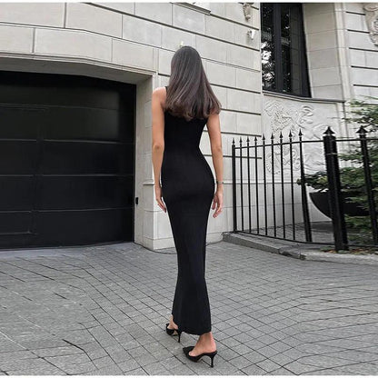 Weiches Strick-Kleid mit tailliertem Schnitt und ausgestelltem Rock, Midi-Länge, Damen