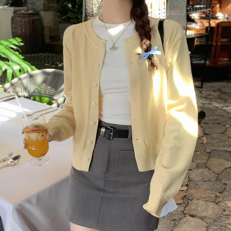 Damen Strick-Cardigan mit Knöpfen und langen Ärmeln