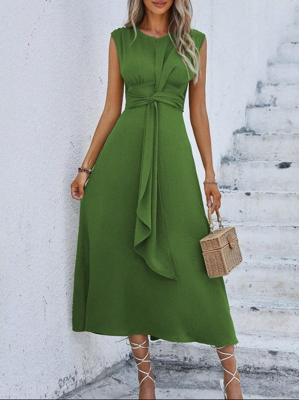 Stilvolles Damen Midikleid mit klassischem Schnitt und Taillendetail