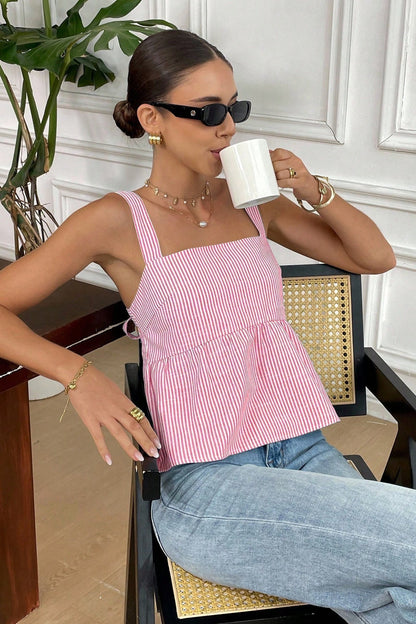 Gestreiftes Damen-Tanktop mit Bindeschultern als vielseitiges Freizeitoberteil