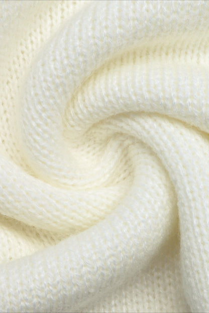 Rückansicht des Damen-Cropped-Pullovers mit modernem, kurzem Schnitt